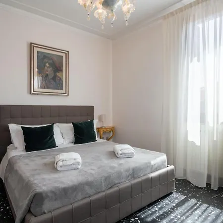 Apartment Rooftop Canal Grande *