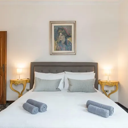 Apartment Rooftop Canal Grande